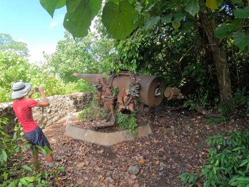 Bora Bora - US Gun Emplacement